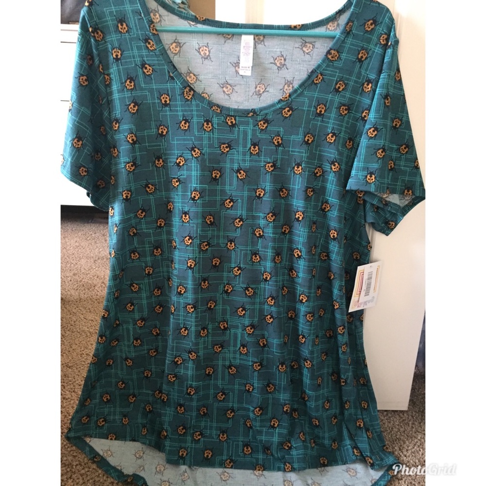 LuLaRoe Classic Tee